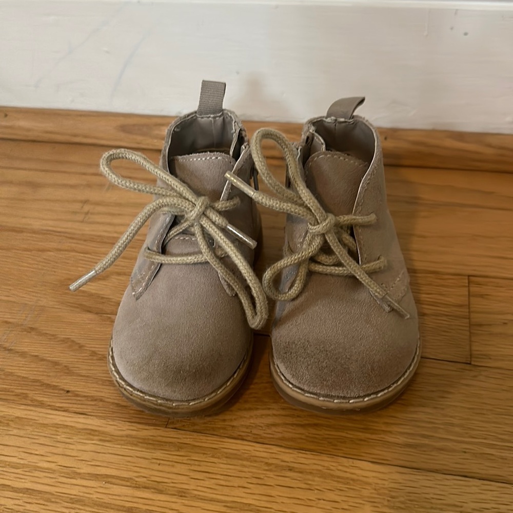 Gap toddler Boy Chukka Boot